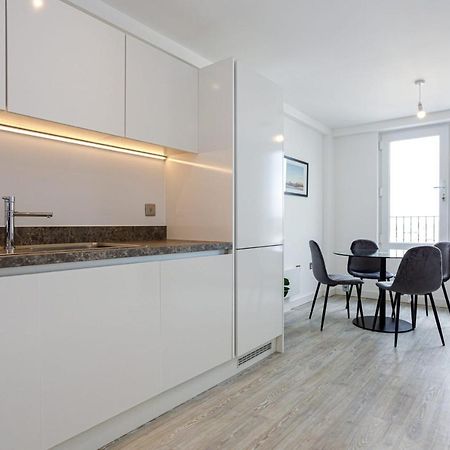 Contemporary 2 Bedroom Duplex In Salford Manchester Kültér fotó