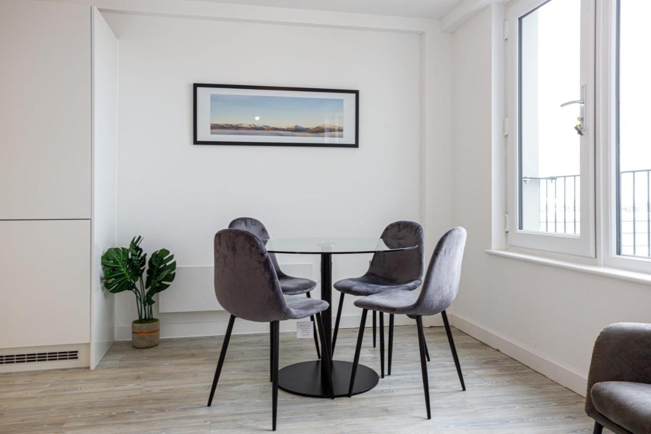 Contemporary 2 Bedroom Duplex In Salford Manchester Kültér fotó
